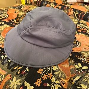 Duluth Trading Co Gray Women's Hat